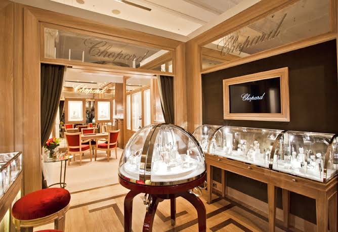 Most expensive jewelry store on sale in the world