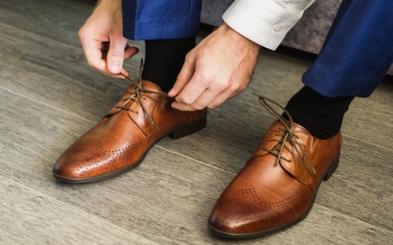 What Loafers to Wear With Suits
