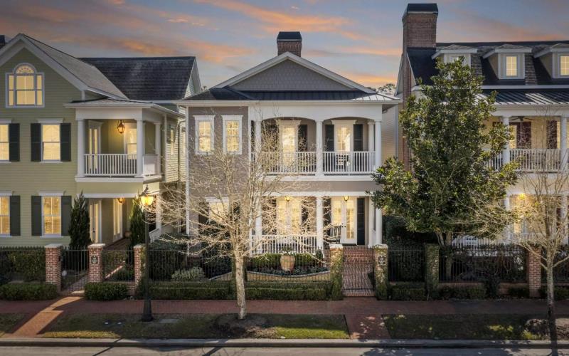 No Showings, No Waiting—Sell Your Home Instantly