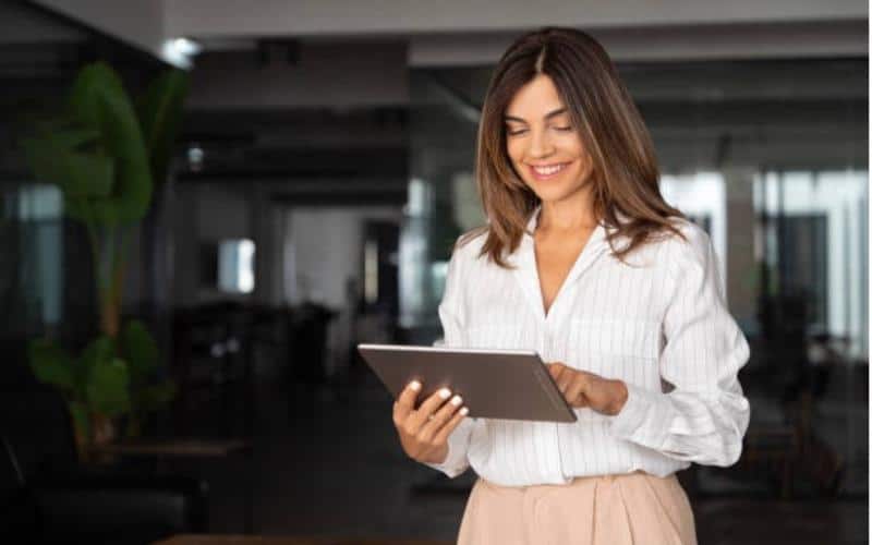 Revolutionising Productivity and Entertainment The iPad in Singapore