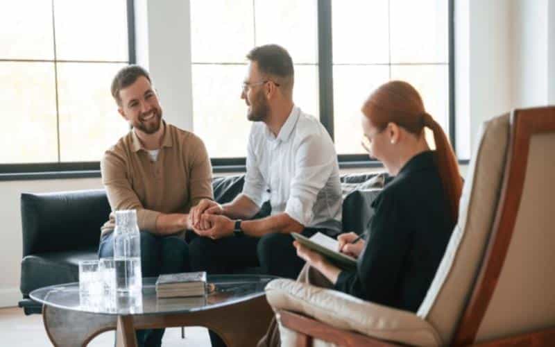 What Does a LGBTQ Drug and Alcohol Addiction Treatment Center Offer