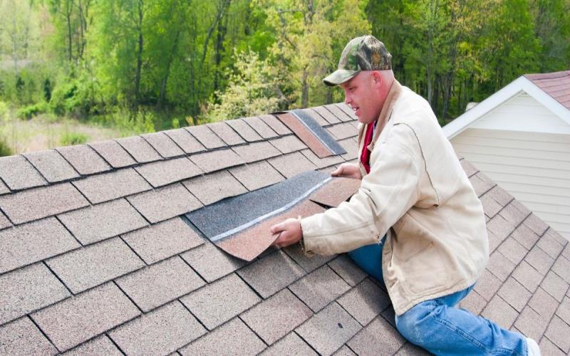 How to Know When You Need a Full Roof Restoration or Roof Repair